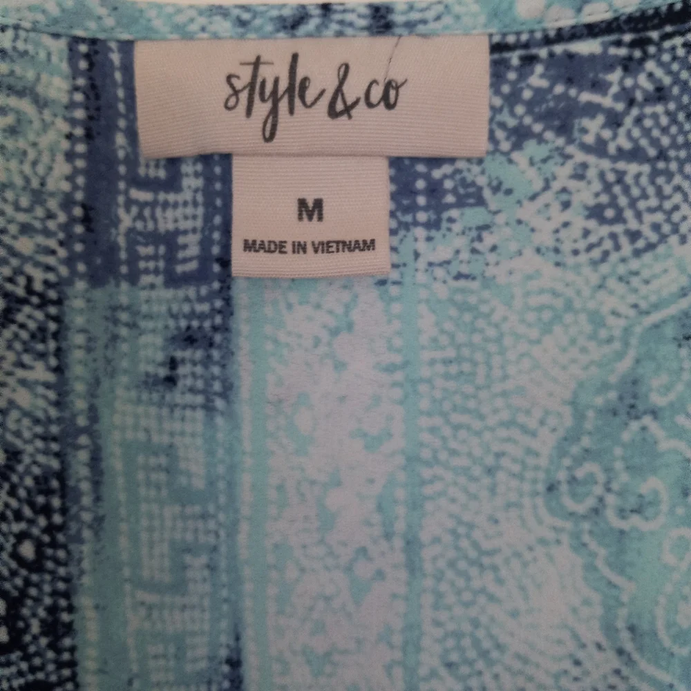 Style & Co flowy boho round neck button down tank size M